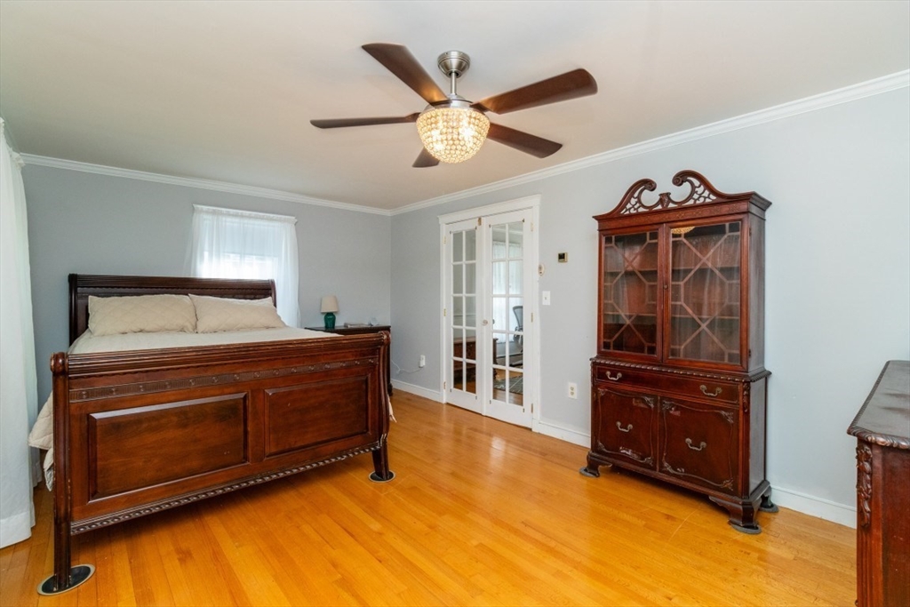745 Washington Street Walpole, MA 02081 - Photo 14 of 42