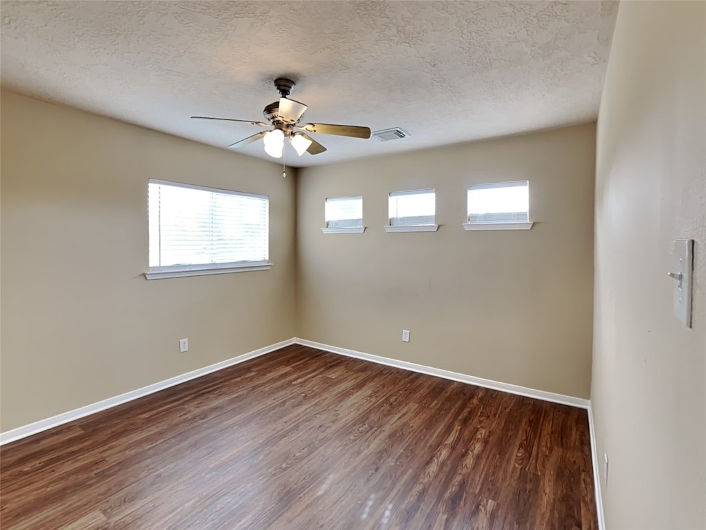 19002 Bressingham Drive Tomball, TX 77375 - Photo 11 of 20