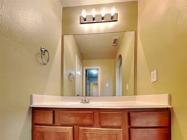 $2,285 | 19002 Bressingham Drive, Tomball, TX 77375