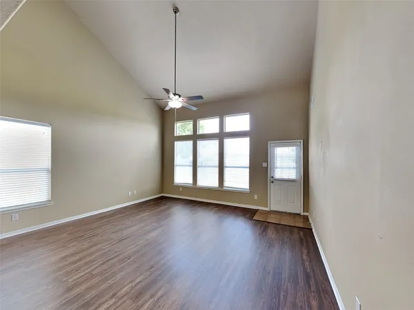 $2,285 | 19002 Bressingham Drive, Tomball, TX 77375