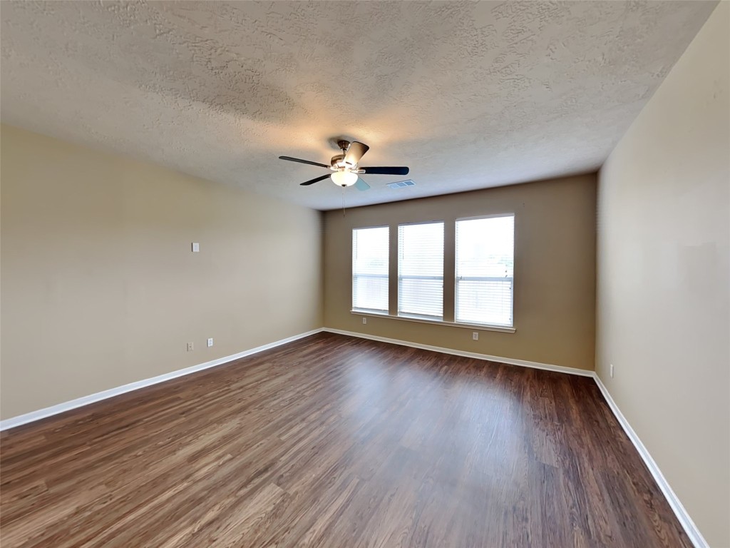 19002 Bressingham Drive Tomball, TX 77375 - Photo 7 of 20