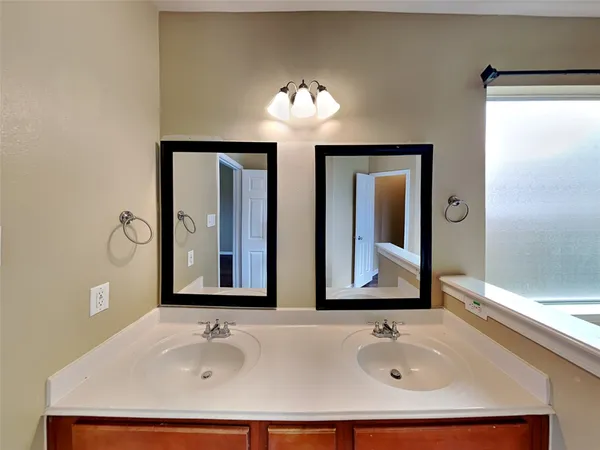 $2,285 | 19002 Bressingham Drive, Tomball, TX 77375