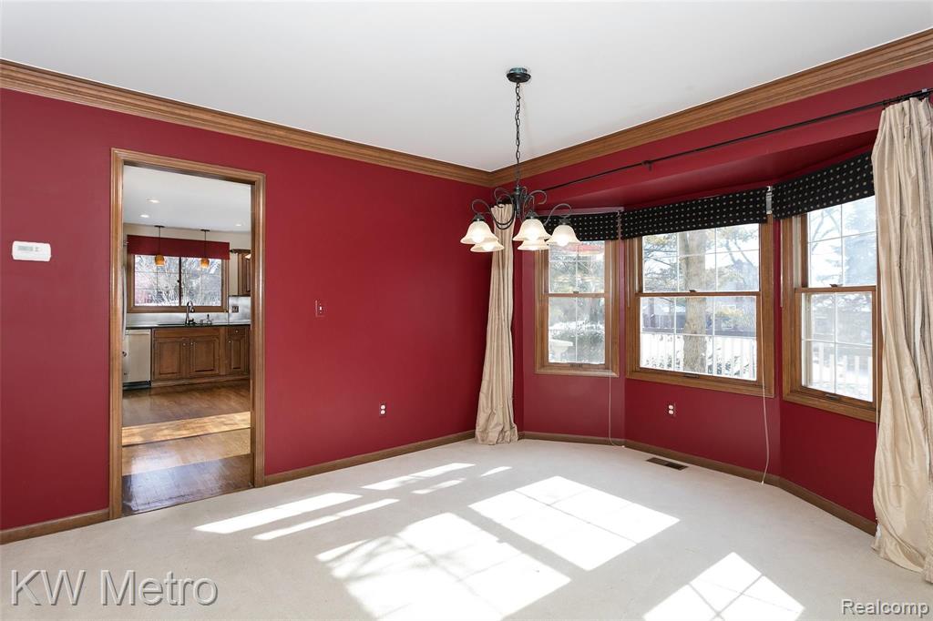 42309 Waterfall Road Northville, MI 48168 - Photo 9 of 58