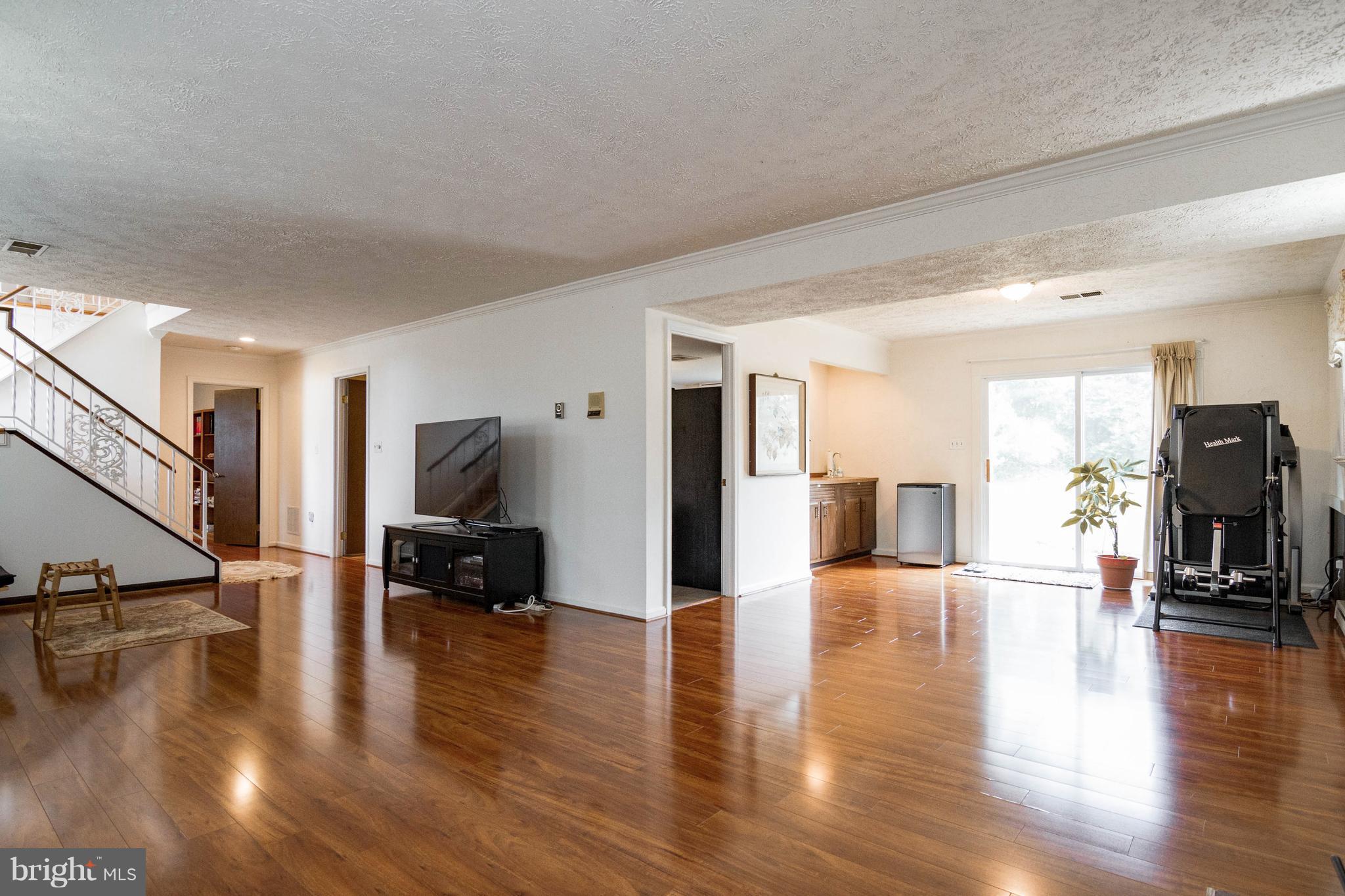 3835 Maple Hill Road Fairfax, VA 22033 - Photo 12 of 20 Family Room
