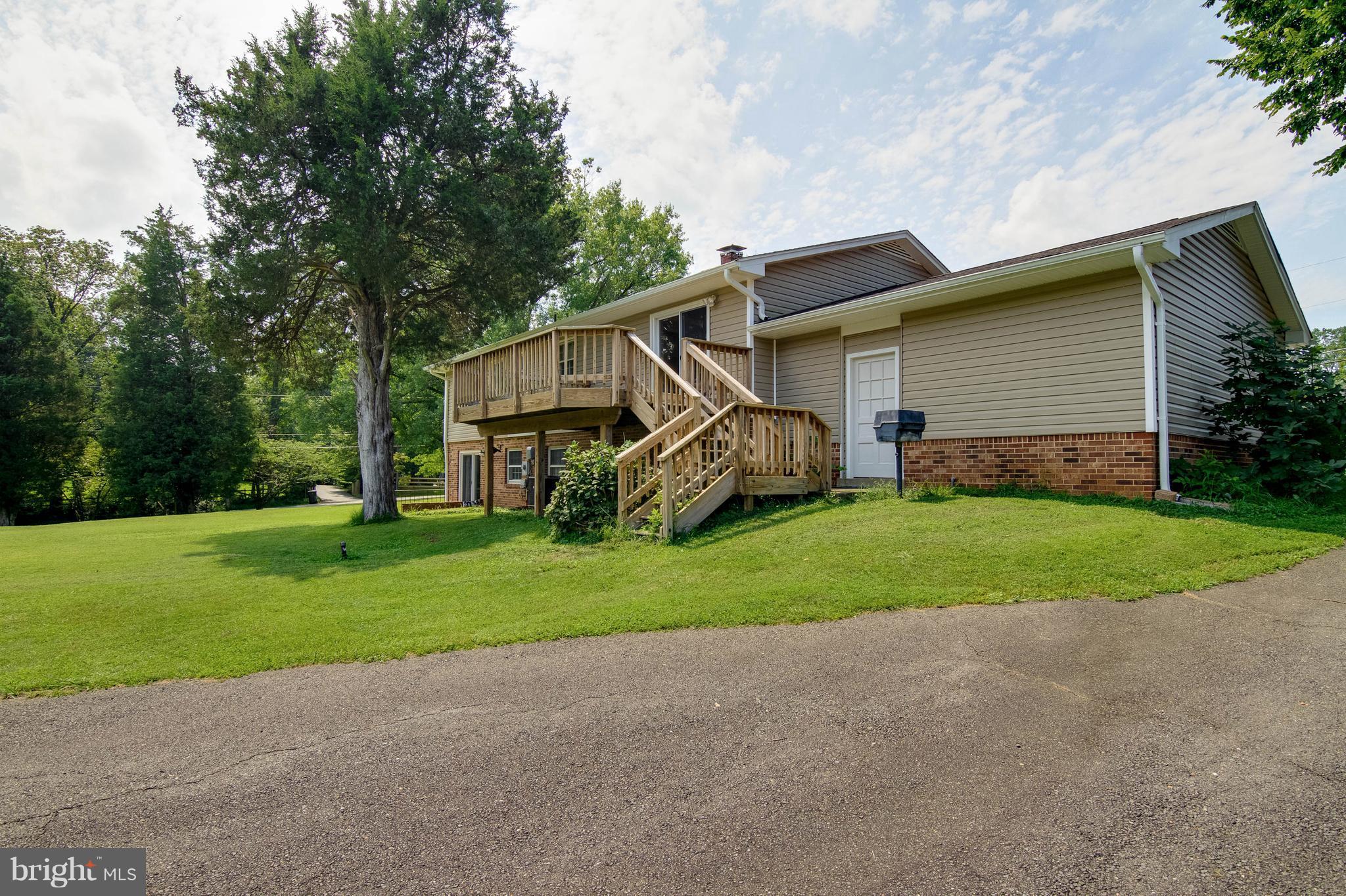 3835 Maple Hill Road Fairfax, VA 22033 - Photo 19 of 20 View