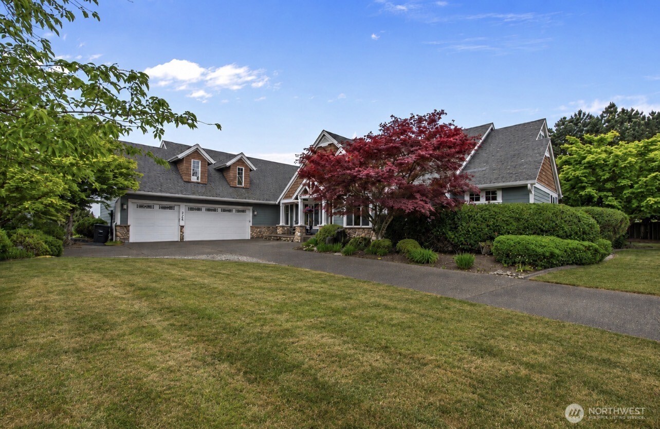 9306 Milburn Loop Southeast Olympia, WA 98513 - Photo 3 of 33