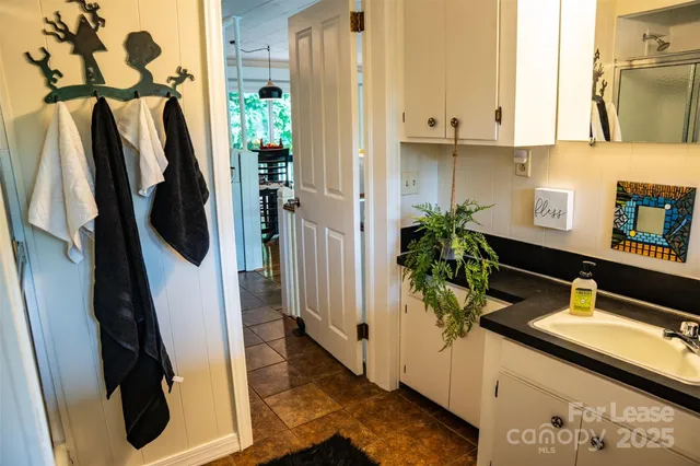 $2,250 | 1967 McKinney Mine Road, Spruce Pine, NC 28777