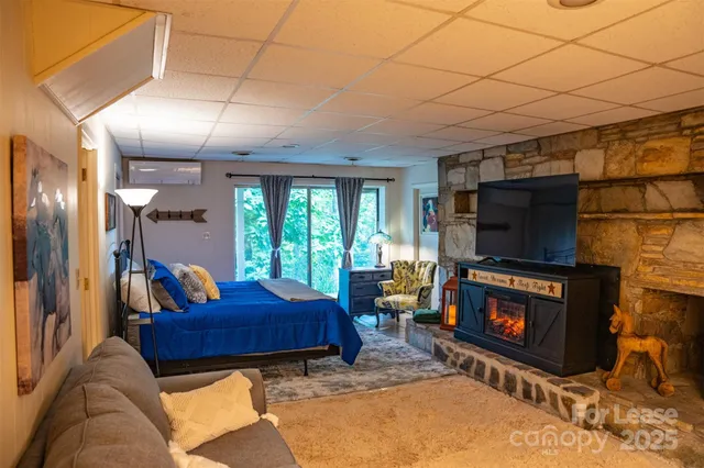 $2,250 | 1967 McKinney Mine Road, Spruce Pine, NC 28777