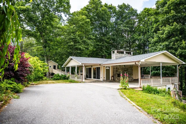 $2,250 | 1967 McKinney Mine Road, Spruce Pine, NC 28777