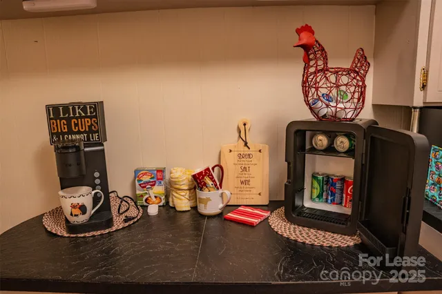 $2,250 | 1967 McKinney Mine Road, Spruce Pine, NC 28777