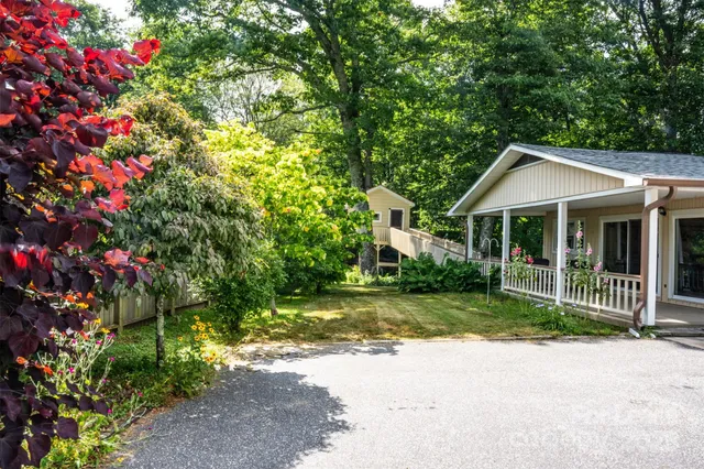 $2,250 | 1967 McKinney Mine Road, Spruce Pine, NC 28777