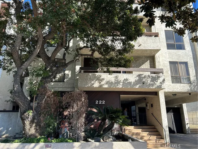 a view of building with outdoor space