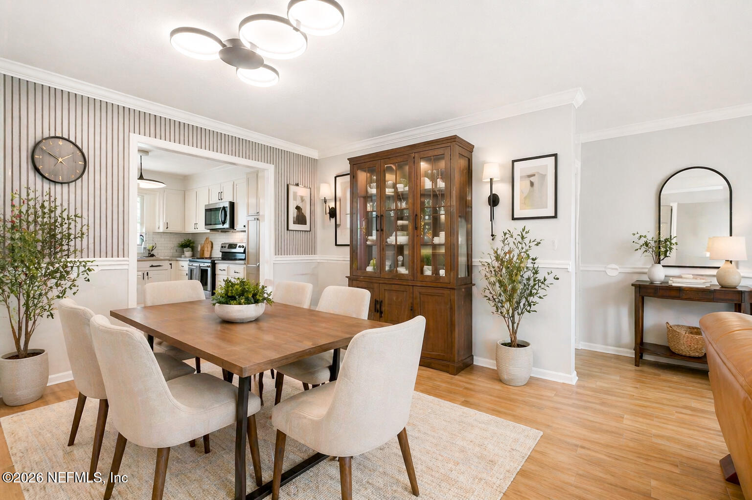 4915 Baymeadows Road, Unit 6A Jacksonville, FL 32217 - Photo 2 of 42 Dining room
