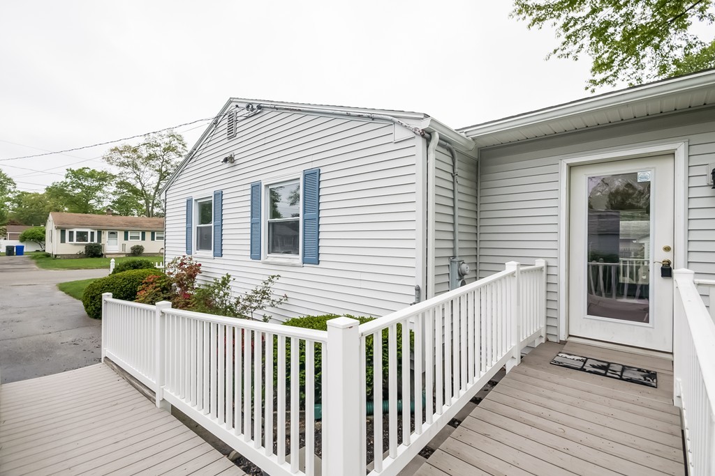 99 Louis Road Springfield, MA 01118 - Photo 21 of 30 Gallery Image 21