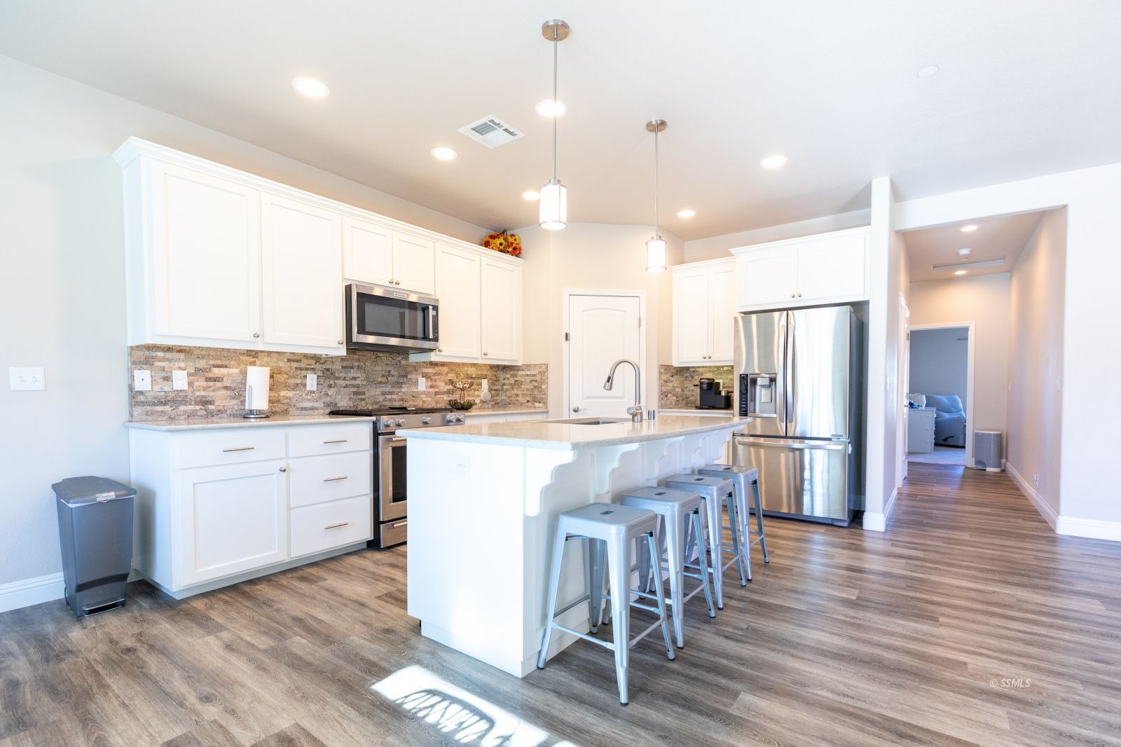 121 Rainshadow Court Ridgecrest, CA 93555 - Photo 14 of 39 Gallery Image 14