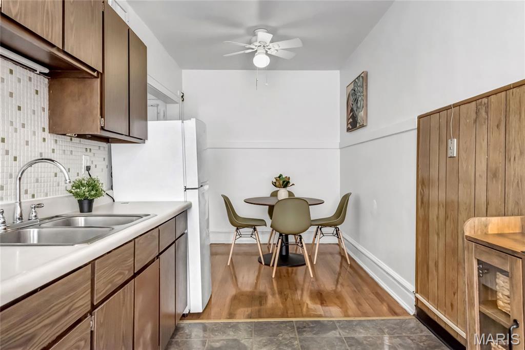 738 Demun St. Louis, MO 63105 - Photo 7 of 15