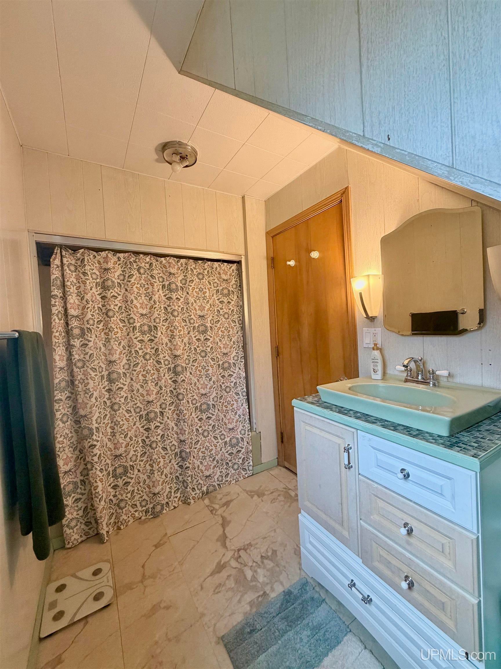 1112 North Co Road Gulliver, MI 49840 - Photo 21 of 36 Gallery Image 21