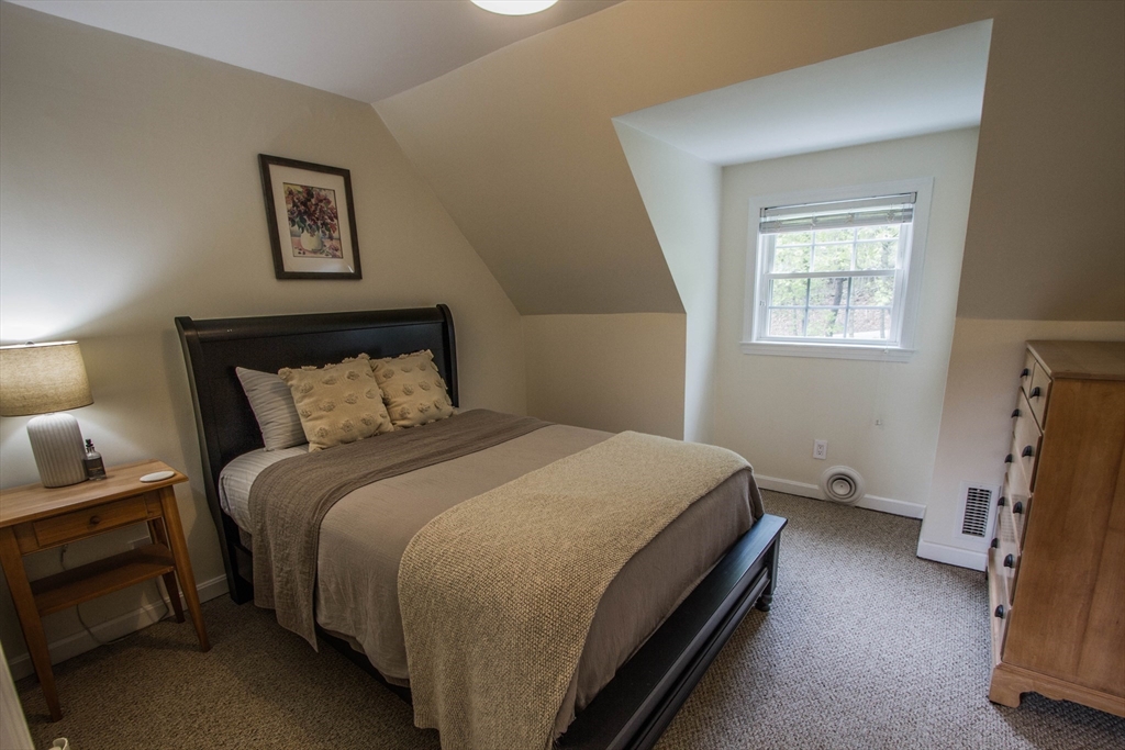 692 Cronin Road Warren, MA 01585 - Photo 36 of 42