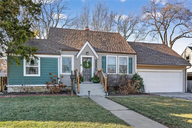 $333,000 | 5622 Maple Street, Mission, KS 66202