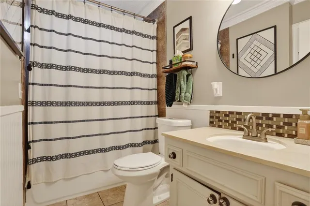 $356,225 | 5622 Maple Street, Mission, KS 66202