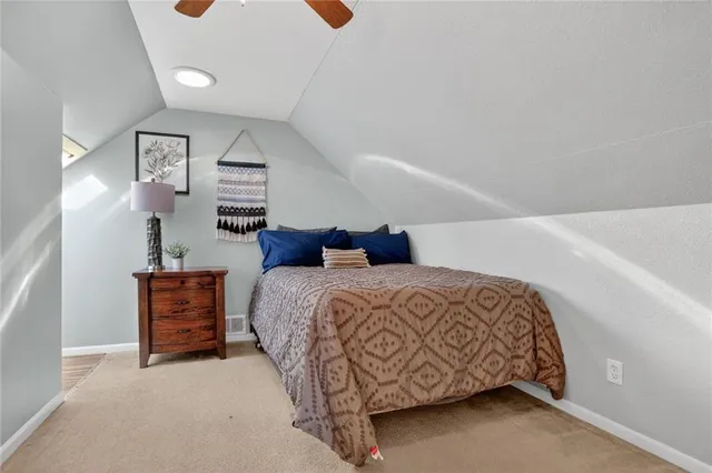 $356,225 | 5622 Maple Street, Mission, KS 66202