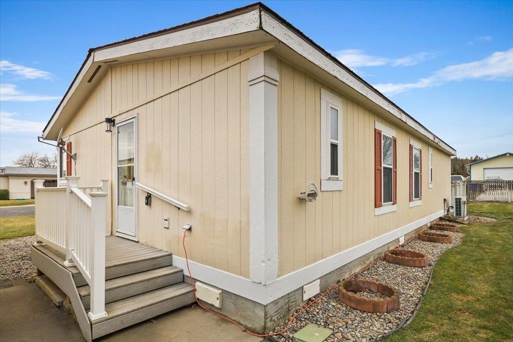 5012 North Kari Road Otis Orchards, WA 99027 - Photo 25 of 30