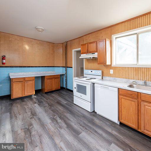 142 East High Street Glassboro, NJ 08028 - Photo 7 of 16