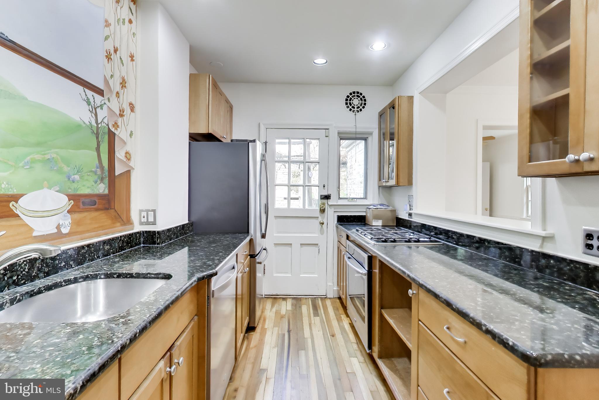 5138 Nebraska Avenue Northwest Washington, DC 20008 - Photo 3 of 39