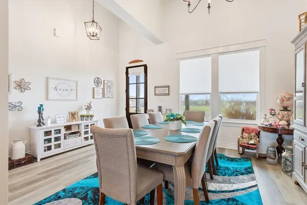 $585,900 | 10116 T Bury Lane, Waco, TX 76708