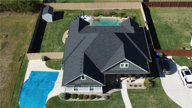 $585,900 | 10116 T Bury Lane, Waco, TX 76708