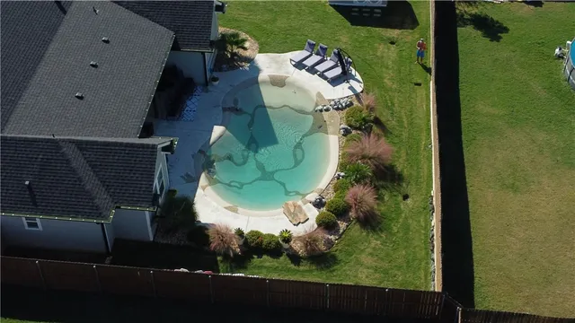 $585,900 | 10116 T Bury Lane, Waco, TX 76708