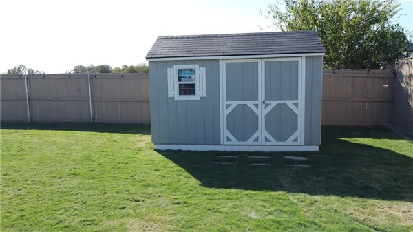 $585,900 | 10116 T Bury Lane, Waco, TX 76708