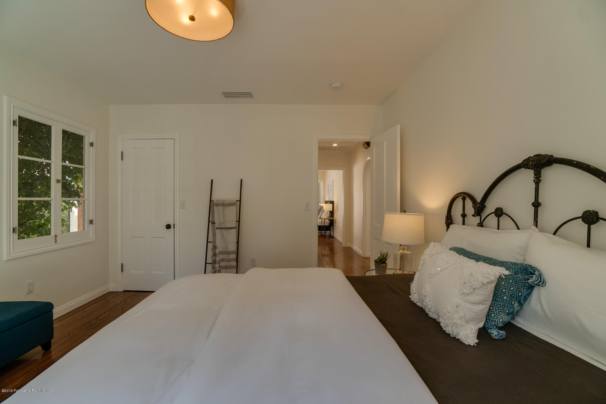 1877 Galbreth Road Pasadena, CA 91104 - Photo 29 of 53 DSC00276