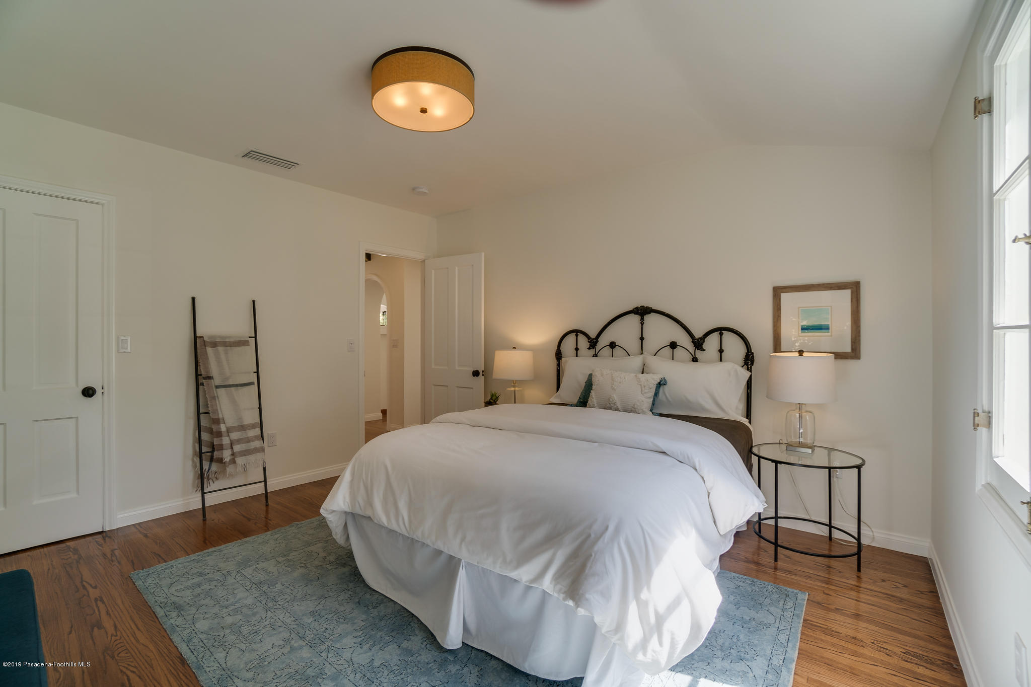 1877 Galbreth Road Pasadena, CA 91104 - Photo 31 of 53 DSC00258