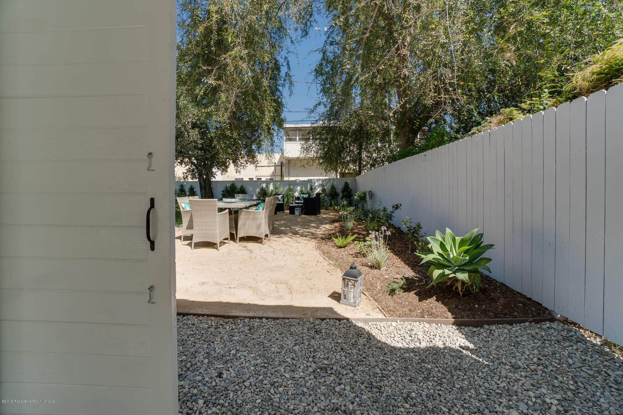 1877 Galbreth Road Pasadena, CA 91104 - Photo 46 of 53 DSC09777