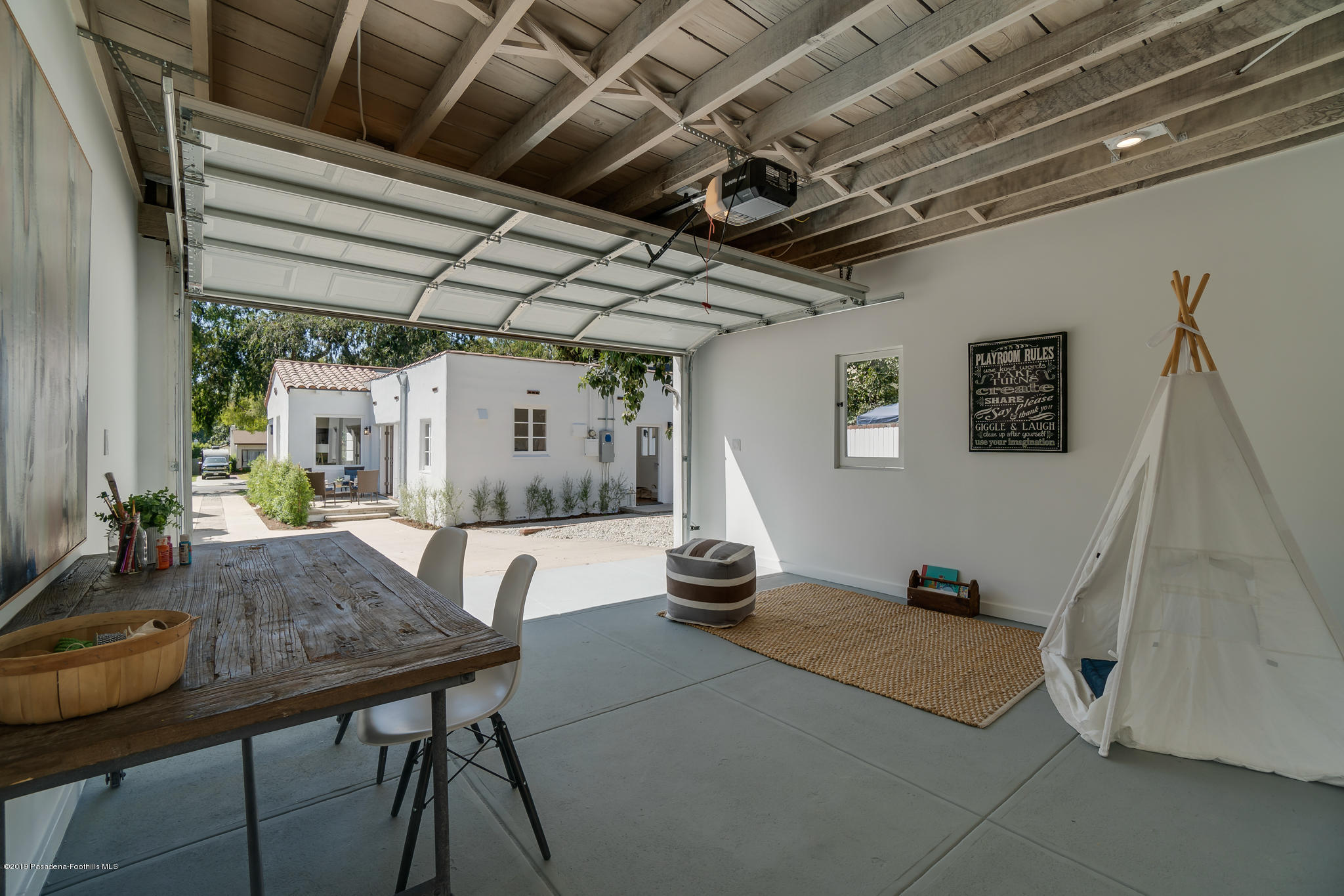 1877 Galbreth Road Pasadena, CA 91104 - Photo 51 of 53 DSC09759