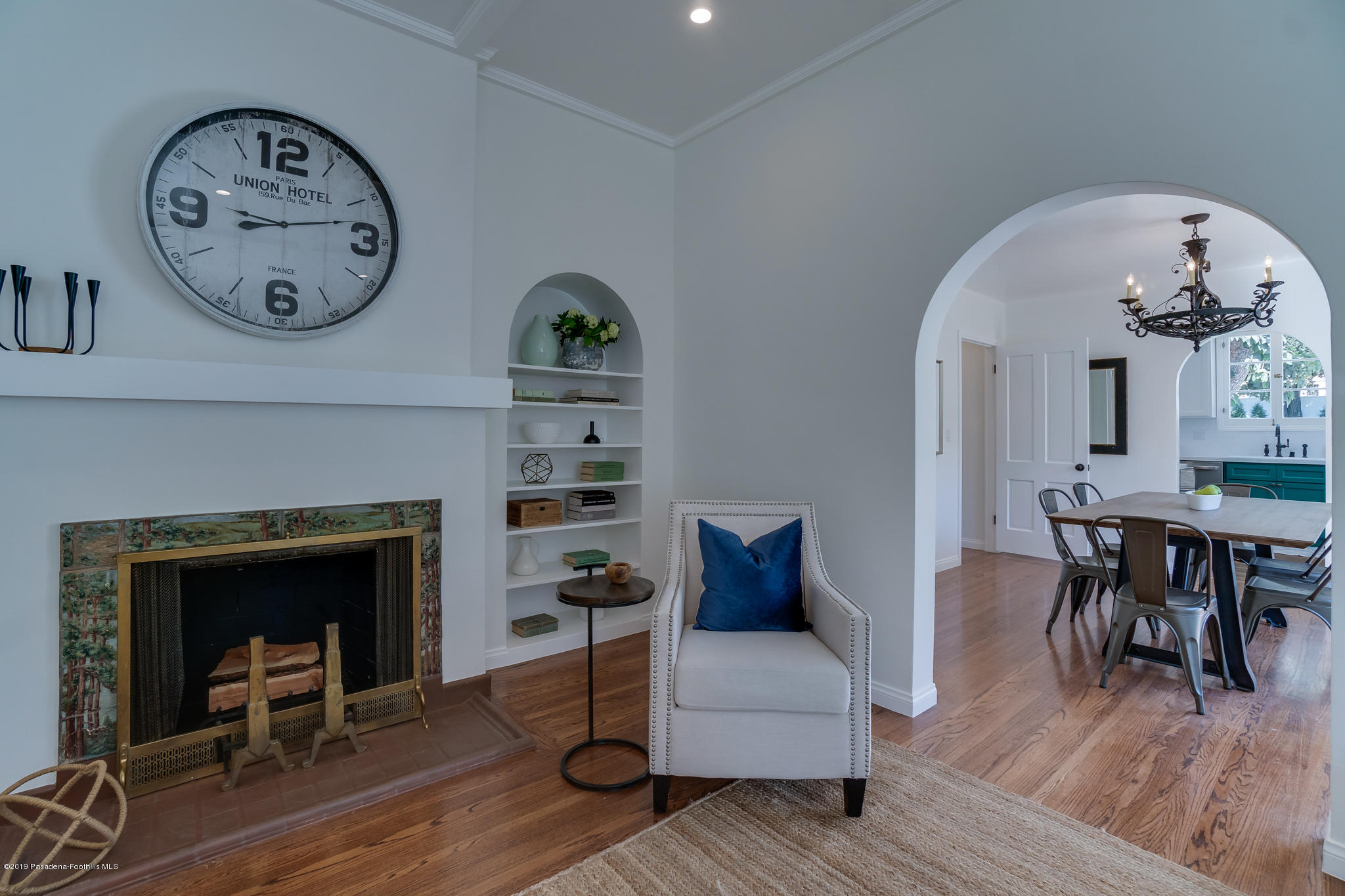1877 Galbreth Road Pasadena, CA 91104 - Photo 7 of 53 DSC09903