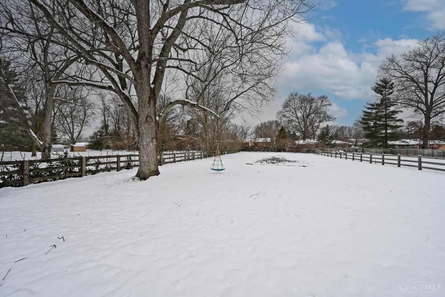 1847 8 Mile Road Cincinnati, OH 45255 - Photo 30 of 33 Gallery Image 30