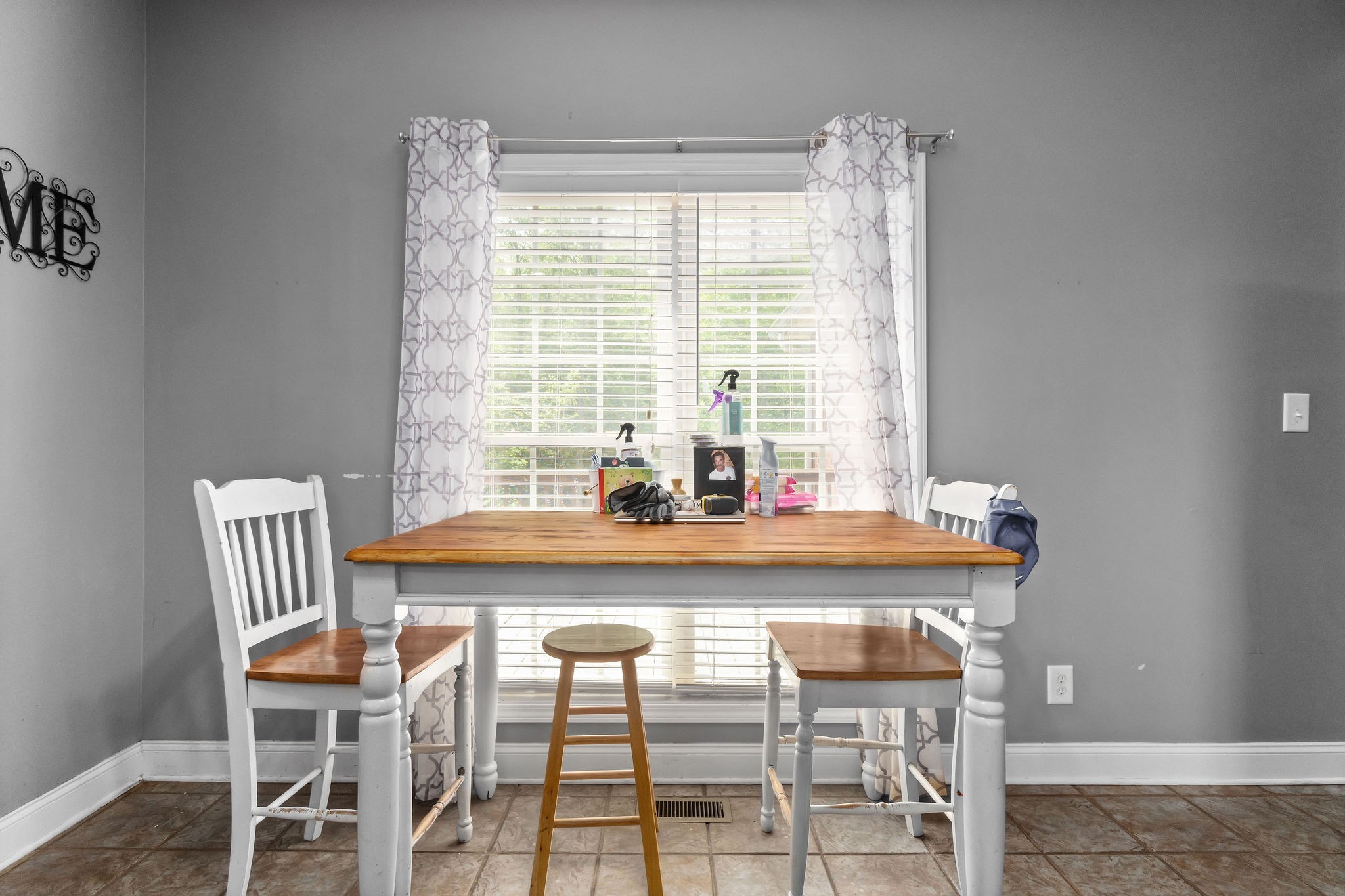 2458 Carroll Road Palmyra, TN 37142 - Photo 13 of 35 a view of a dining room with furniture and window