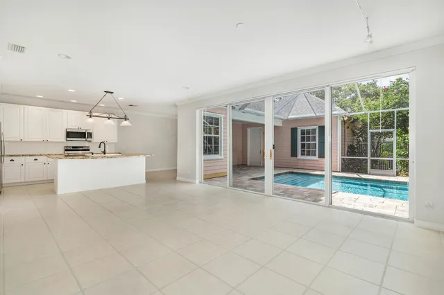 $9,000 | 130 Poinciana Drive, Jupiter, FL 33458