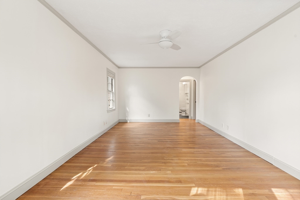 316 Russett Road Chestnut Hill, MA 02467 - Photo 26 of 38