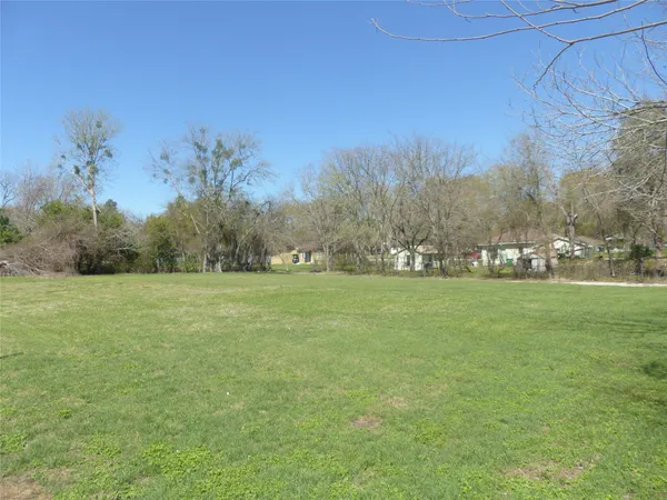 $1 | 0 Schumacher Street, Brenham, TX 77833
