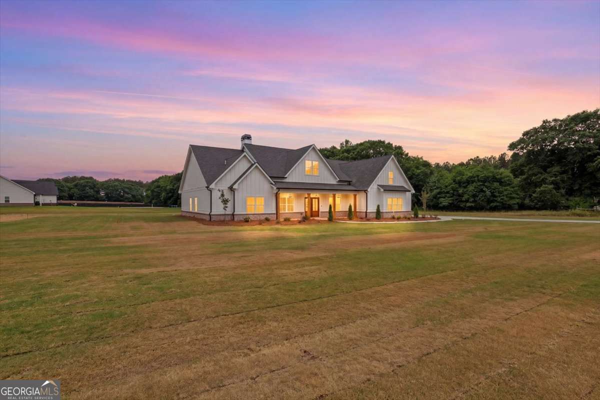 1217 Pleasant Valley Road Monroe, GA 30655 - Photo 4 of 96