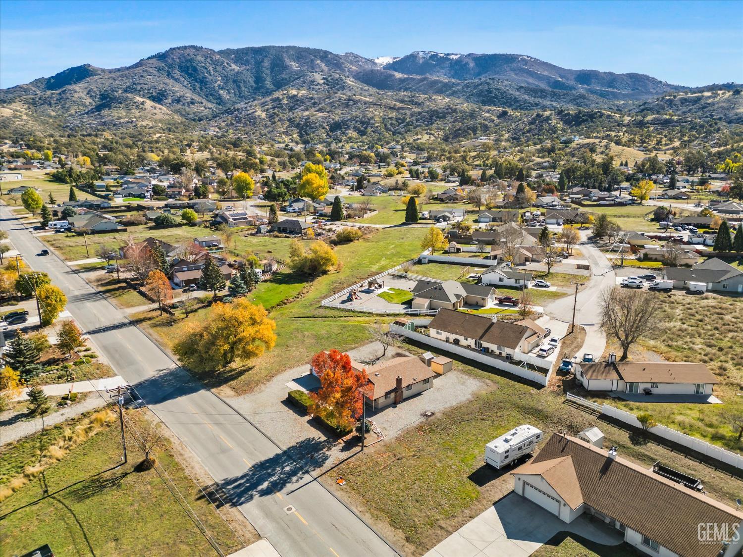 Undisclosed Address Tehachapi, CA 93561 - Photo 38 of 40 an aerial view of residential house with an outdoor space