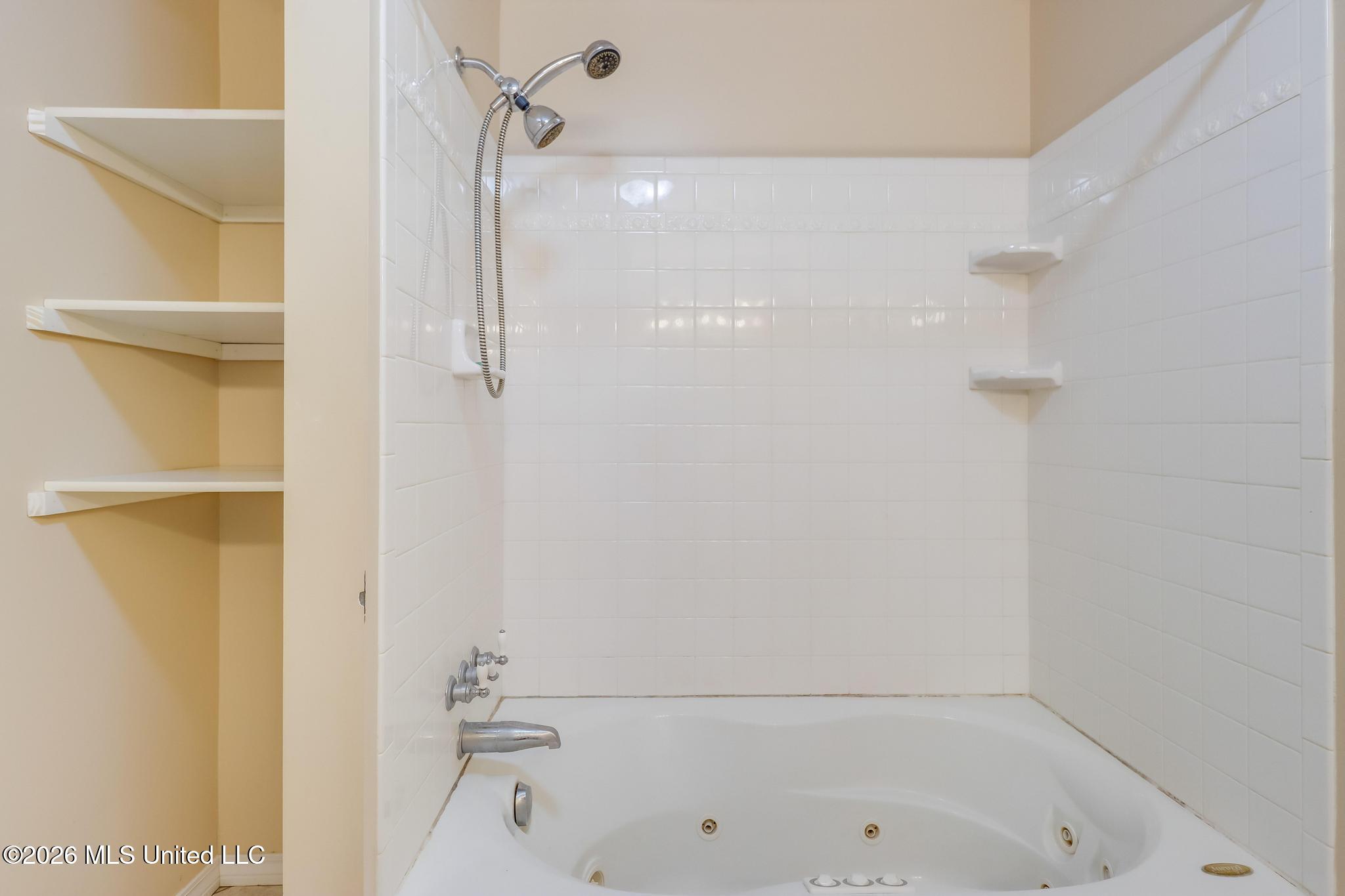 9124 Wire Road Vancleave, MS 39565 - Photo 15 of 28 Photo Apr 16 2026, 4 25 44 PM (1)