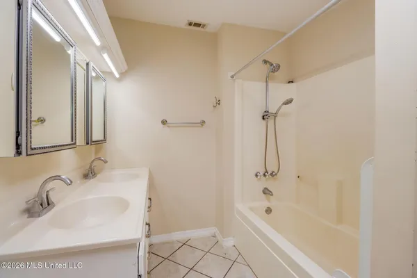$420,000 | 9124 Wire Road, Vancleave, MS 39565