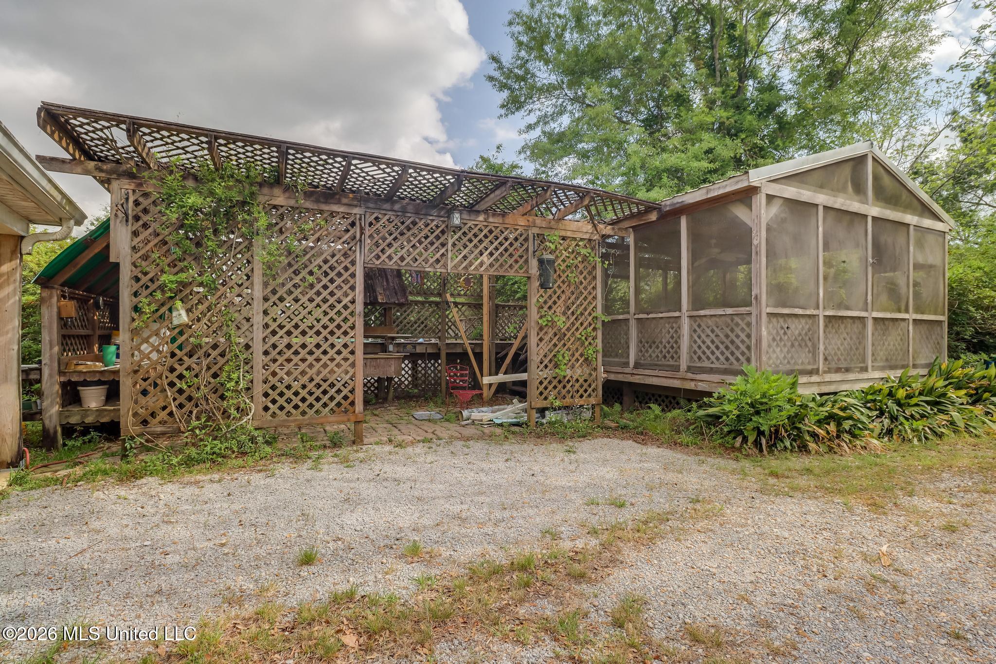 9124 Wire Road Vancleave, MS 39565 - Photo 24 of 28 Photo Apr 16 2026, 4 09 31 PM (2)