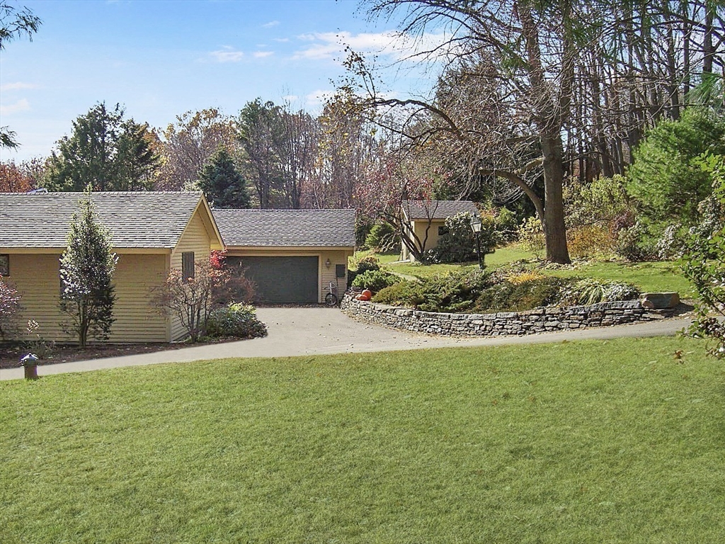 156 Lakeshore Road Boxford, MA 01921 - Photo 19 of 31