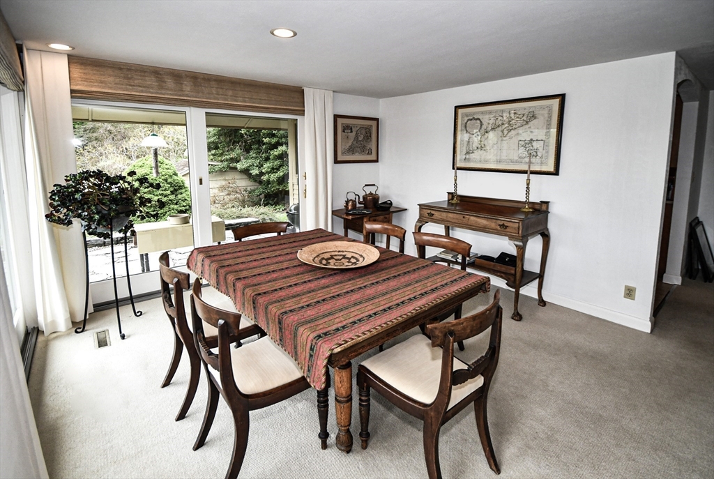 156 Lakeshore Road Boxford, MA 01921 - Photo 5 of 31