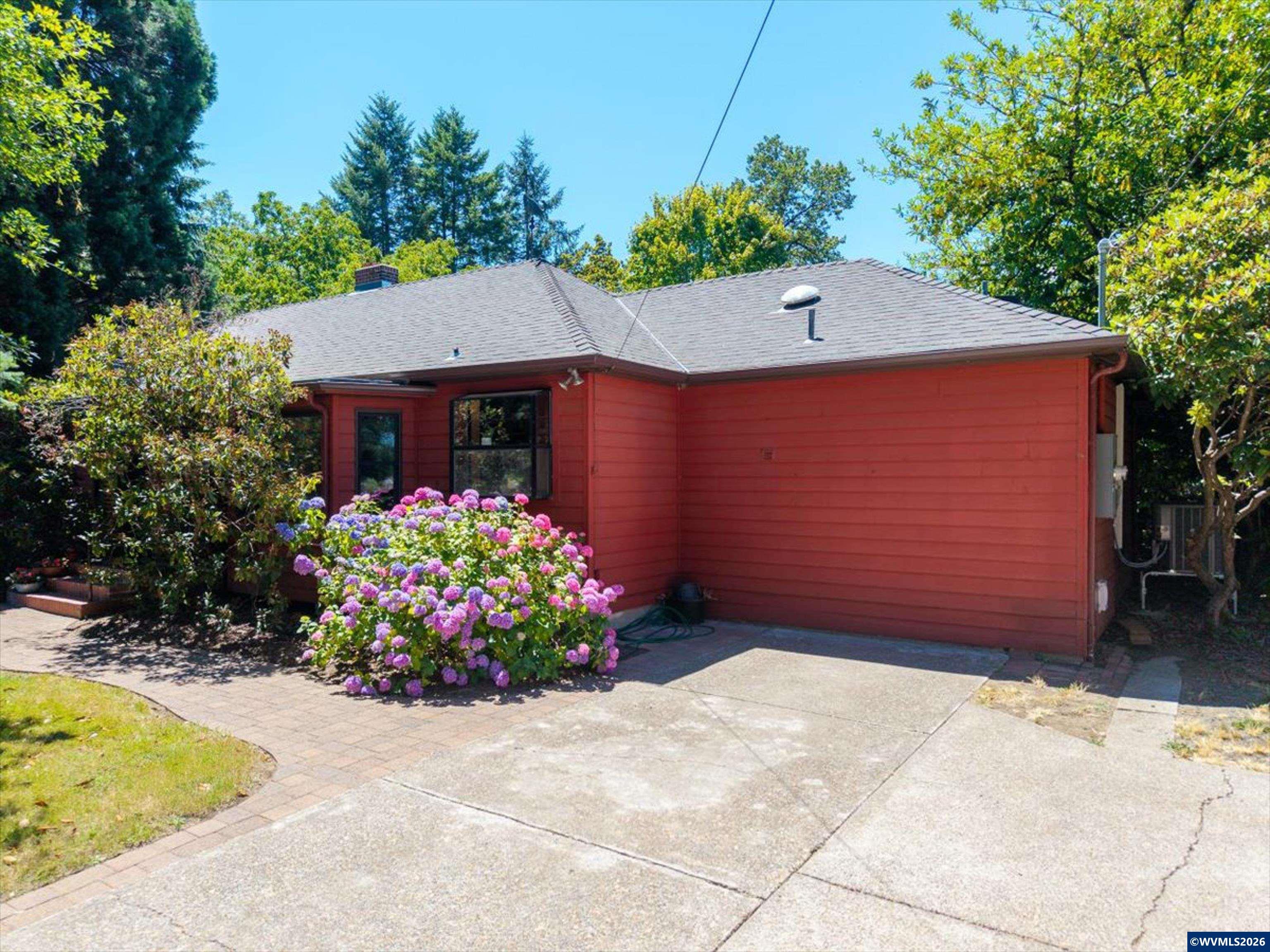33860 Peoria Road Southwest Corvallis, OR 97333 - Photo 1 of 41